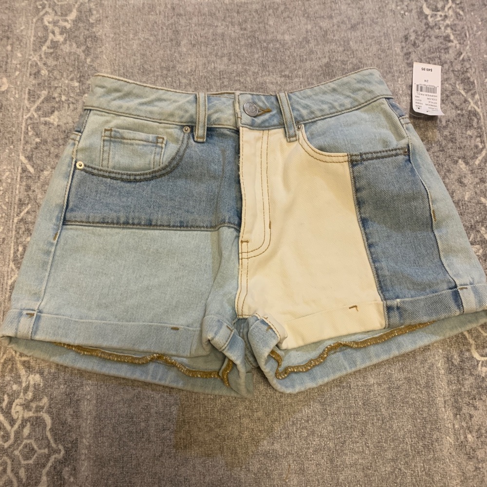 PacSun Hopper mom shorts